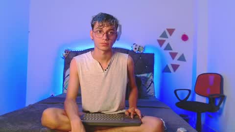 Andres online show from January 19, 11:01 am