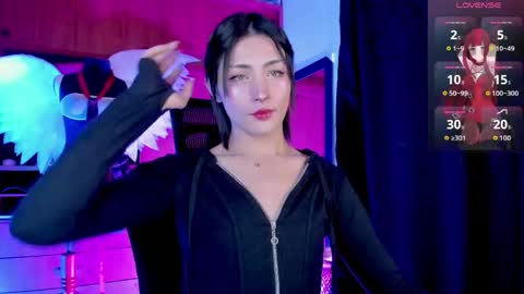 Angell Dustt  online show from June 5, 8:58 pm