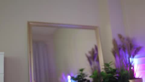 Anna online show from March 13, 8:45 pm