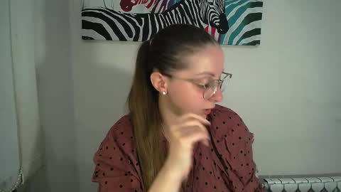 Anna online show from May 21, 7:37 am
