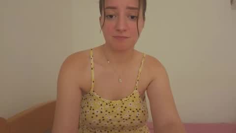 Anna online show from October 8, 8:37 pm