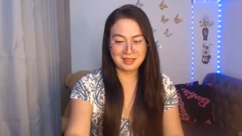 Snapshot of _arah chatting on September 15, 9:49 pm arah online show from September 15, 9:49 pm