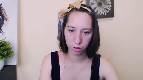 _astraia_ online show from June 24, 7:04 am