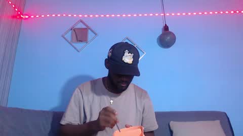 Andrew online show from June 8, 6:20 pm