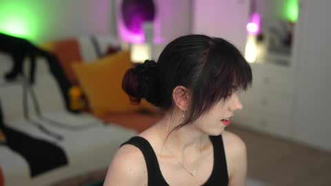 Lili online show from October 12, 11:58 am