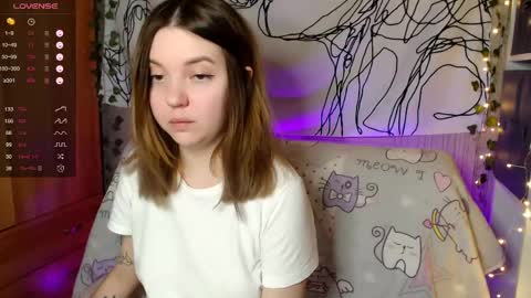 Elizabeth online show from May 10, 12:44 pm