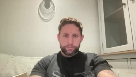  UK BigThick Cock  online show from September 25, 12:23 pm