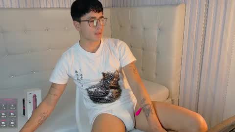 Bryan Santana online show from June 11, 8:07 pm