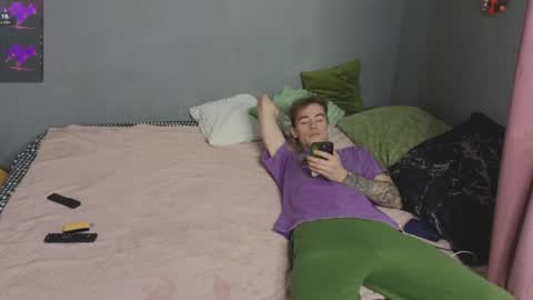 _by_double_sexy_miss_ online show from April 6, 7:20 am