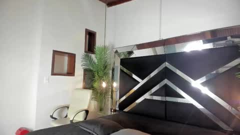 Candy online show from September 30, 6:40 pm