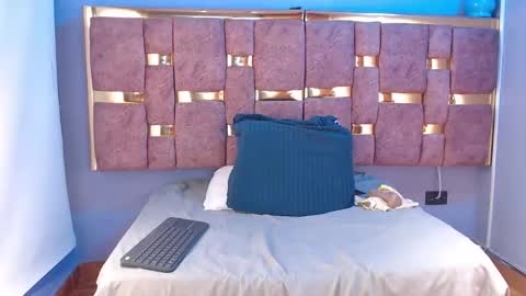 Caroline online show from March 23, 10:53 am