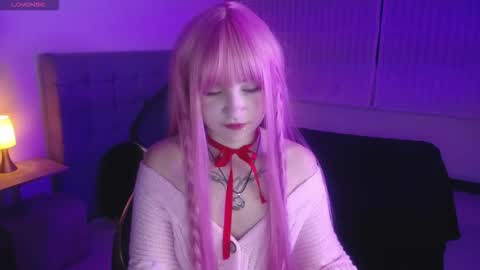 _charlotte_collins_ online show from November 30, 7:32 pm