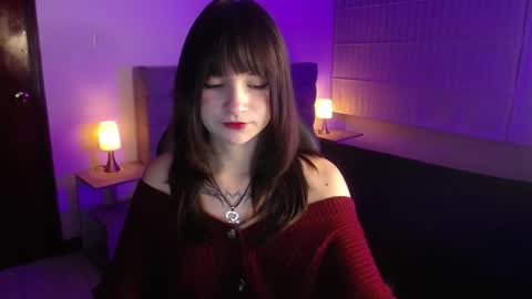 _charlotte_collins_ online show from December 3, 3:02 pm