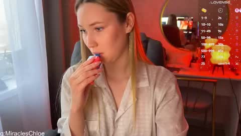 _chloe_miller_ online show from March 10, 1:04 pm