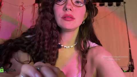 Snapshot of _deepthroatgalactica chatting on February 9, 10:32 pm squirt queen Jasmine online show from February 9, 10:32 pm