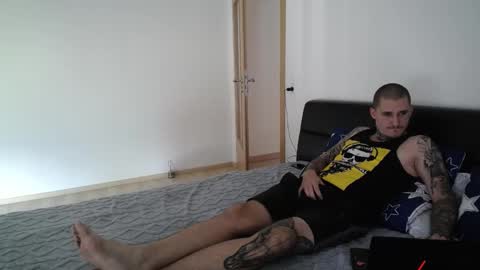Snapshot of _devil_in_me_ chatting on September 14, 3:35 pm _devil_in_me_ online show from September 14, 3:35 pm