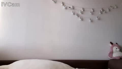 Kate online show from December 7, 9:33 am