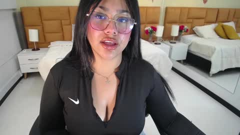 Dulcinea online show from February 19, 1:39 pm