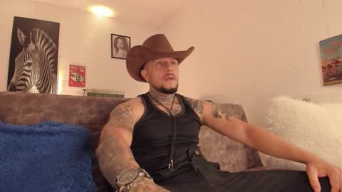 Emilio online show from February 8, 9:57 am