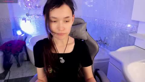 _emily__strike_ online show from October 9, 9:59 am