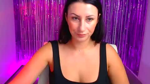 Emma online show from October 4, 11:52 am