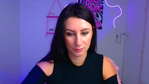 Emma online show from October 10, 6:19 am