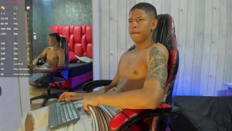 _erick_j online show from March 27, 8:32 pm