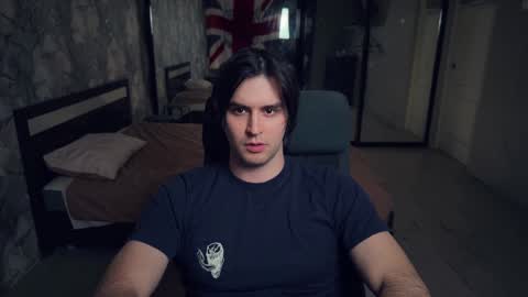 Snapshot of _fatrabbit chatting on December 3, 3:28 pm Keanu online show from December 3, 3:28 pm
