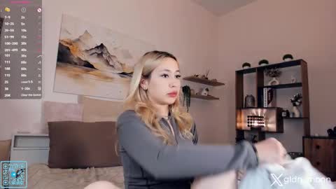 Snapshot of _golden_moon_ chatting on September 16, 9:07 pm Rina online show from September 16, 9:07 pm