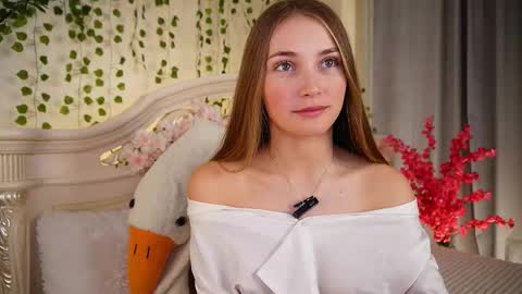 Milly online show from October 9, 1:55 am