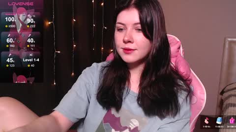 Snapshot of _gummybears_ chatting on December 11, 10:25 am Tori online show from December 11, 10:25 am