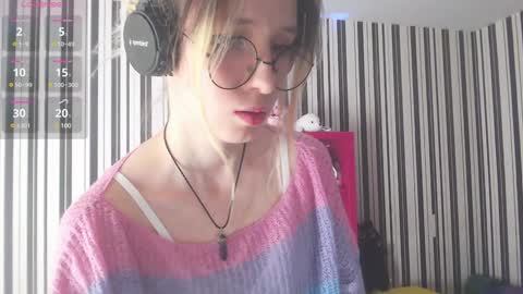 Hannaolotl online show from December 19, 8:24 am