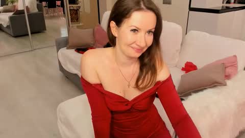 Snapshot of _heaven_ishere_ chatting on September 27, 10:46 am Julia online show from September 27, 10:46 am