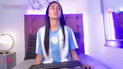 hELEN online show from September 29, 1:43 pm