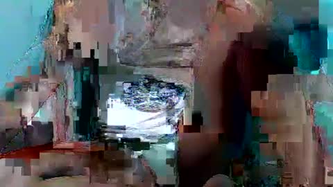 Snapshot of _hotzooey69_ chatting on December 12, 3:05 pm _hotzooey69_ online show from December 12, 3:05 pm