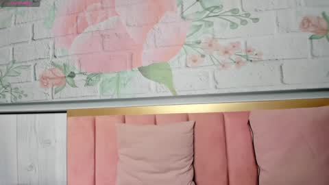 _iris_evans online show from February 6, 4:36 pm