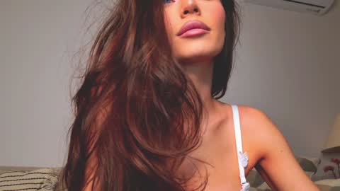 isia online show from January 13, 11:01 pm