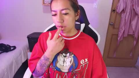 Ivanna  online show from November 4, 6:09 pm