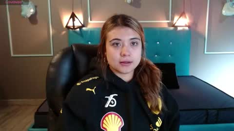 _jeessy online show from September 29, 4:44 am