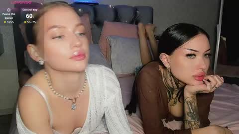 Jess blond and Leila brunette online show from May 31, 10:58 am
