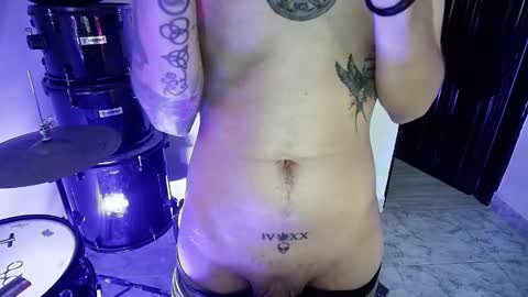  Josh420  online show from January 29, 8:04 pm