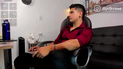 _juanes__ online show from October 26, 10:42 pm