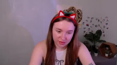 Jolia online show from February 14, 7:00 am