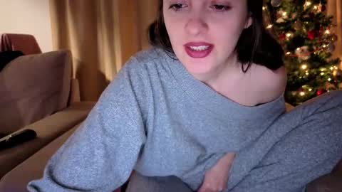 _just_a_simple_girl online show from January 6, 5:28 pm