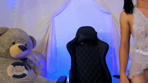 _kairy_ online show from February 5, 4:05 am