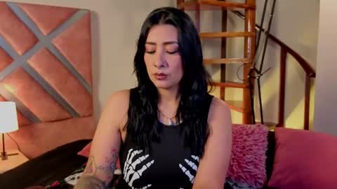 kelly online show from June 10, 12:59 pm