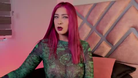 kelly online show from October 7, 1:18 pm