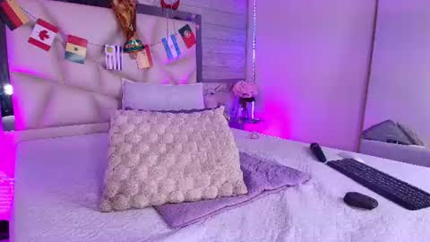 Kendall online show from July 13, 8:07 am