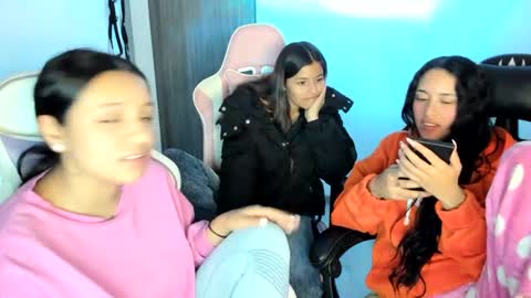 khloe sweet online show from October 2, 2:21 am