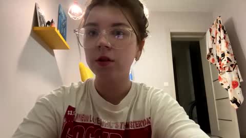 Molly   Emily online show from February 10, 12:30 am